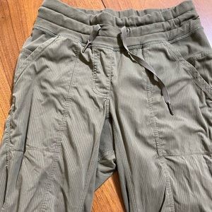 Street to studio size 4